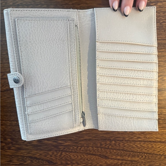 Matt & Nat Light Cream Women's Wallet - Picture 2 of 4